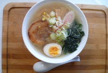 香味えごま塩ラーメン